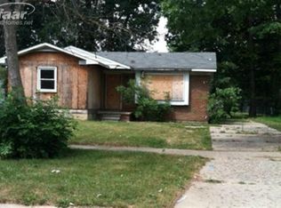 5809 Cloverlawn Dr, Flint, MI 48504
