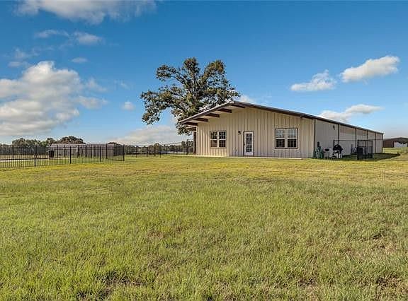 3rd image of 1187 County Road 3605