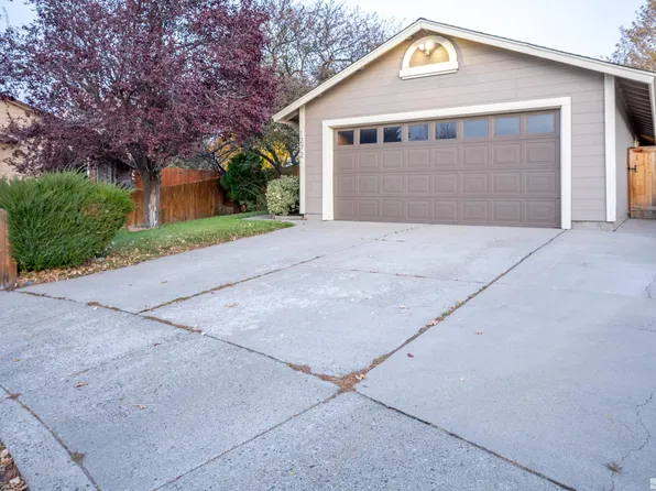 1272 Blue Lakes Rd, Reno, NV 89523