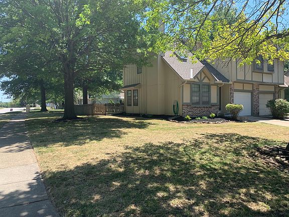 Location Location! Newly landscape large duplex!