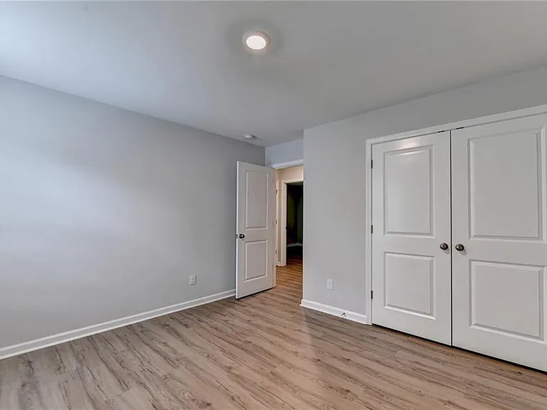 175 Grey Falcon Ave — Photo 40