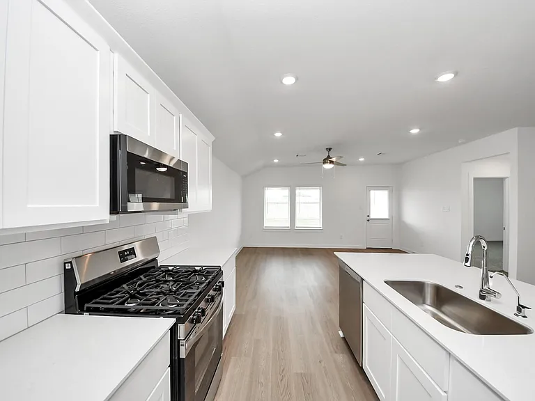 9106 Serene Haven Dr — Photo 5