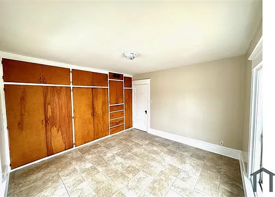 3 bed, $1,395 — Photo 2