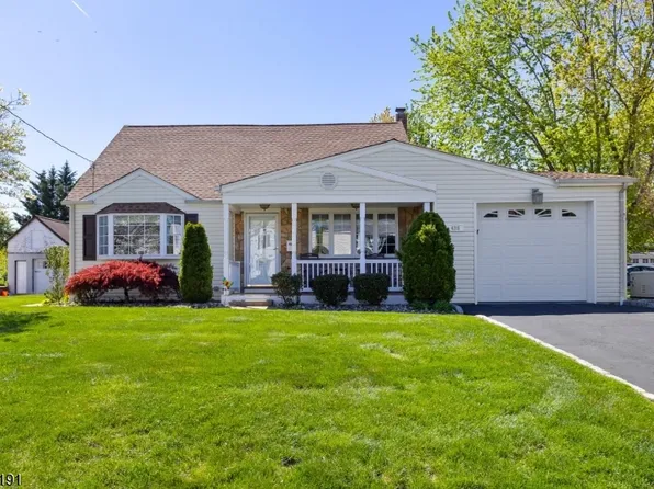 435 3rd Ave, Garwood Boro, NJ 07027