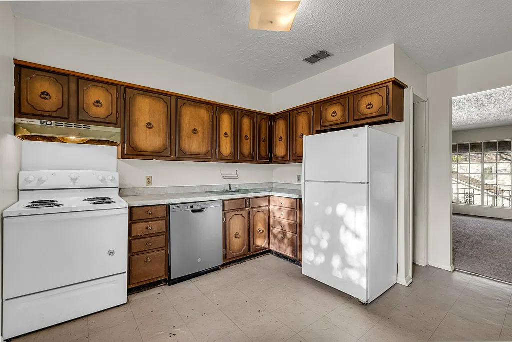 2 bed, 800 sqft, $795 — Photo 3