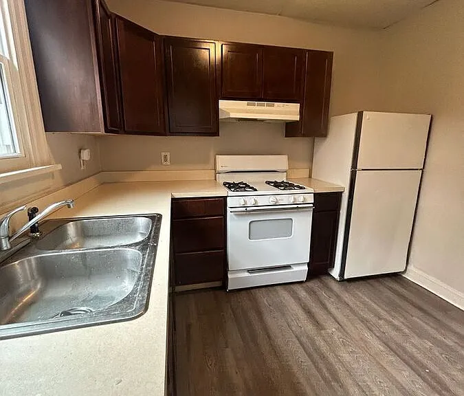 156 Frank S Brown Blvd #1 — Photo 1
