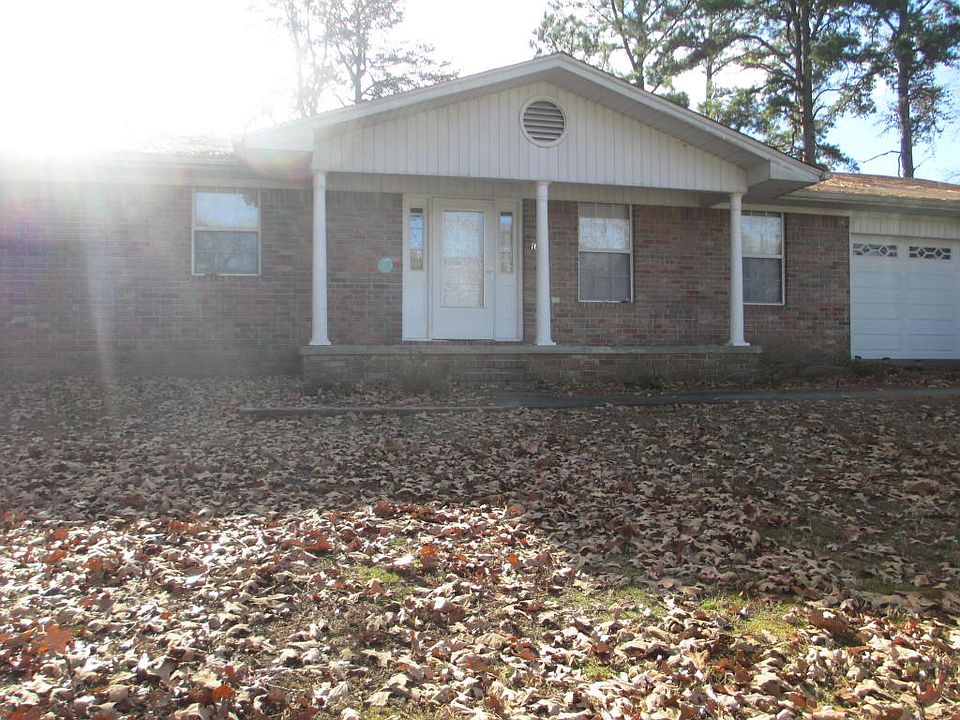 1st image of 161 Dawn Cir