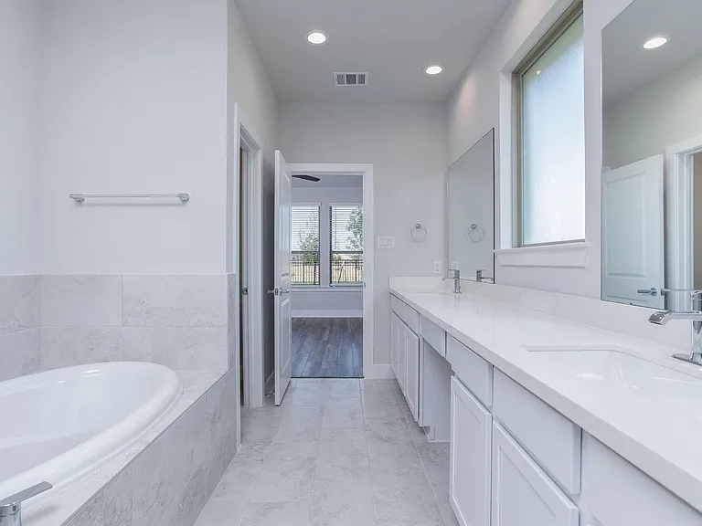 7603 Coral Lake Dr — Photo 19
