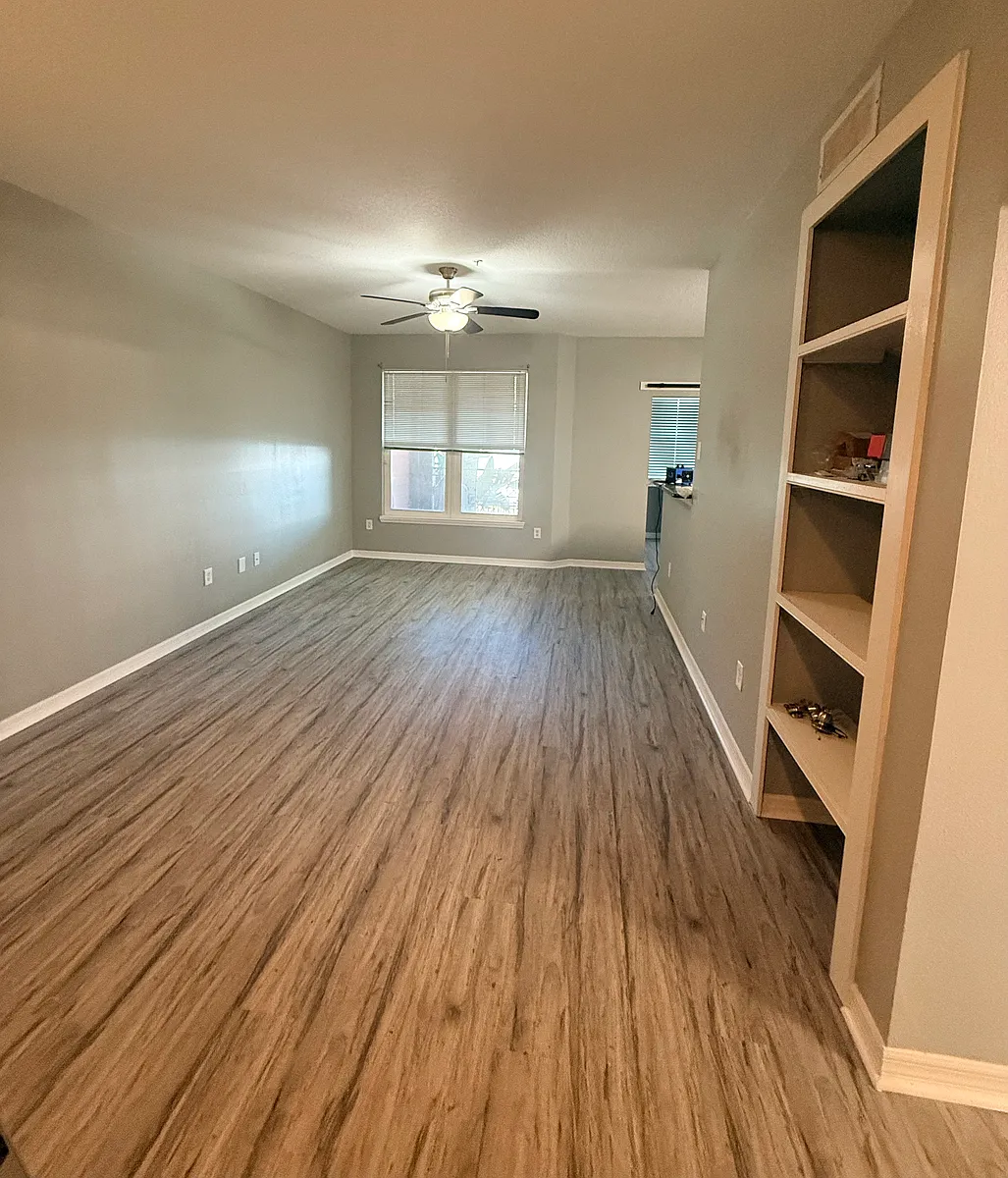 Building Photo - 1810 E Palm Ave #5114