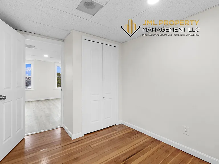 227 Lawrence St #2 — Photo 12