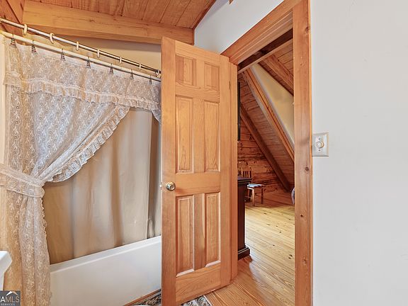 24th image of this home