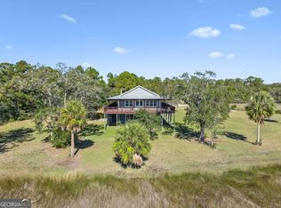 281 Marsh Breeze Ln, Waverly, GA 31565