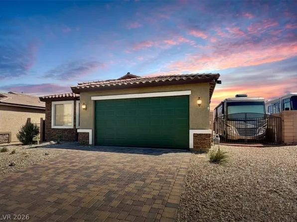 2081 Hunt Woods Ct, Laughlin, NV 89029