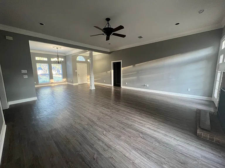106 Hanging Moss Ln — Photo 9