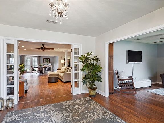 3rd image of 4608 Neyrey Dr