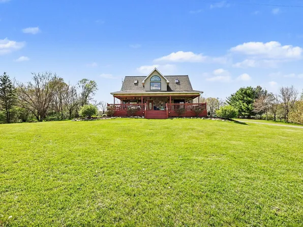 11596 Roepke Rd, Gregory, MI 48137