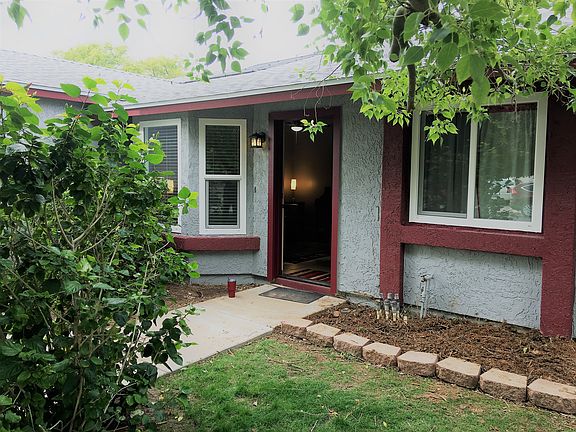 4th image of 4024 E Downing St