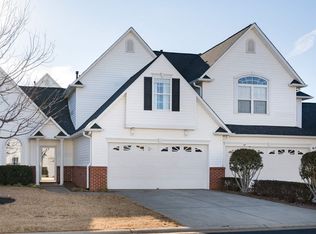 26 Cedar Rock Dr, Greer, SC 29650