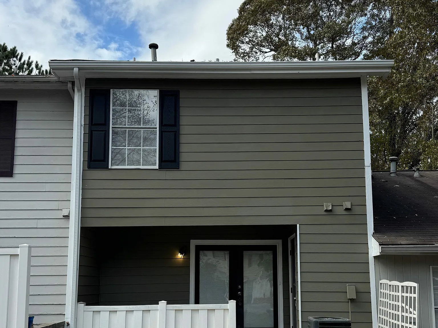 Move-In Promotion: Second month free. — Photo 1