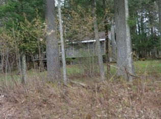 138 Kickerville Ln, Long Lake, NY 12847