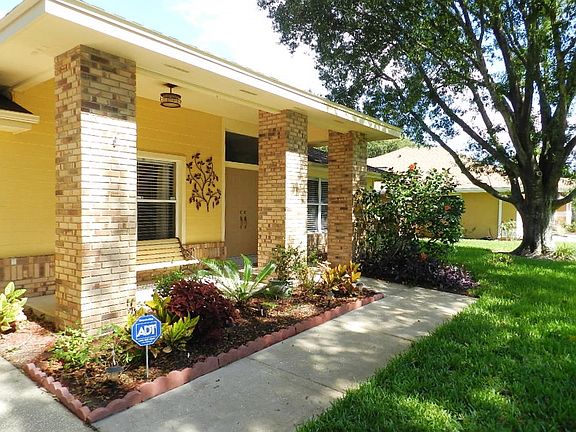 2nd image of 10120 Carrington Ct