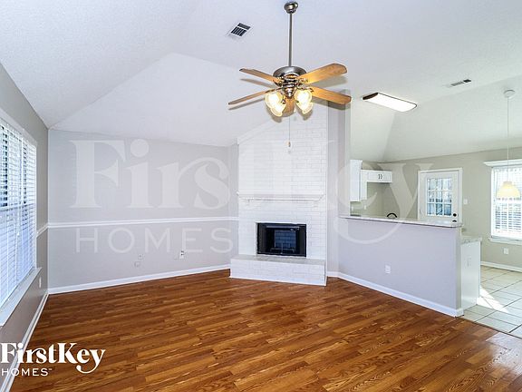 3rd image of 6927 Brady Hill Dr