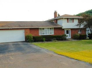 524 Twist Run Rd, Endwell, NY 13760