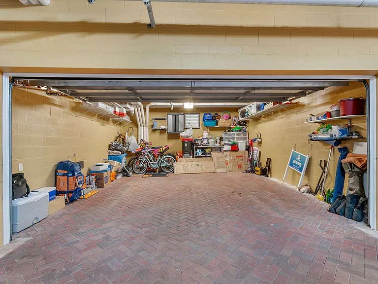 6061 Silver King Blvd #1 — Photo 16