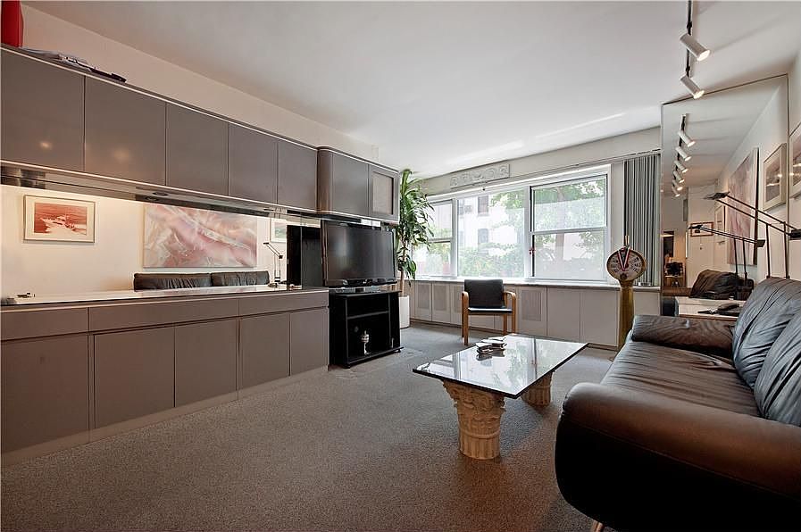 1st image of 251 E 51st St APT 2H