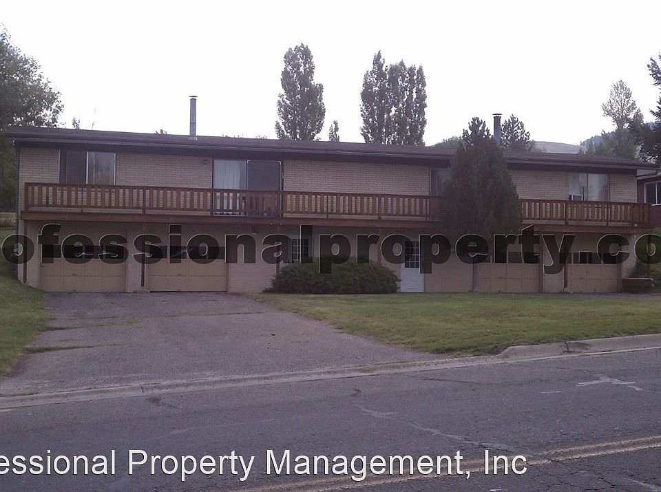 1st image of 818 Whitaker Dr