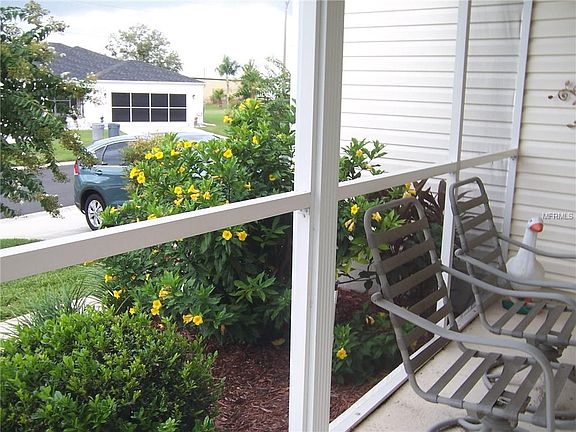 5th image of 1016 Canary Cir S