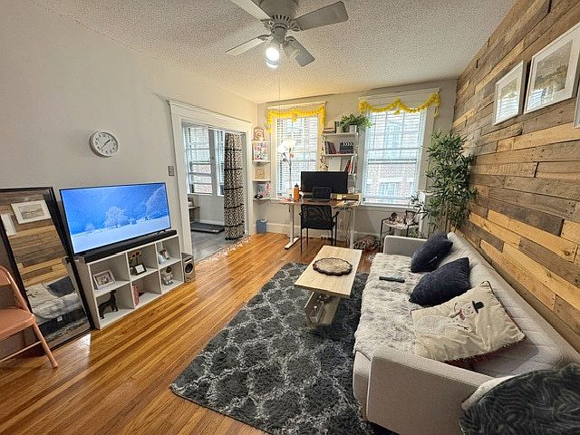1st image of 130 Sutherland Rd APT 7