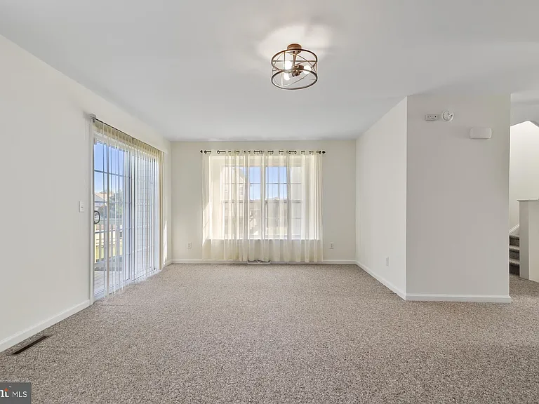 311 Paradee Dr — Photo 13