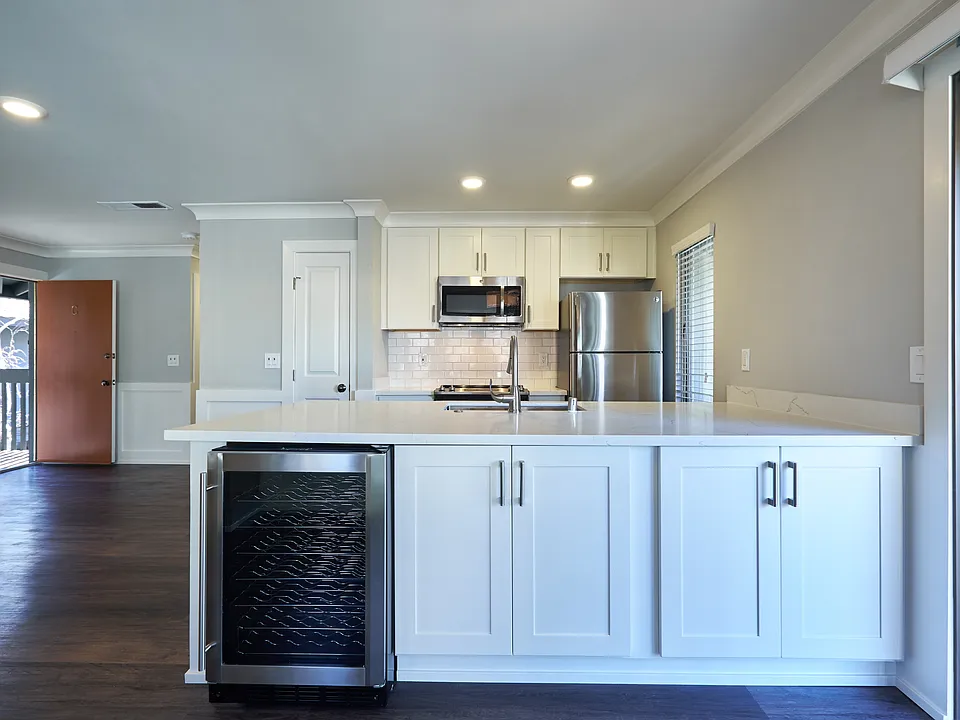 DP7 #C kitchen_living4 (1)