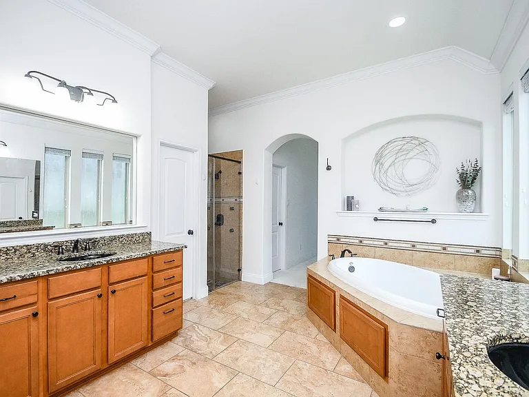 28426 Rolling Ridge Dr — Photo 18