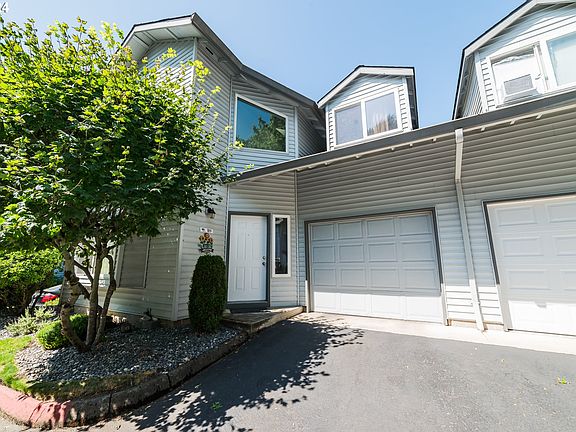 2nd image of 7509 NE Vancouver Mall Dr Unit B9