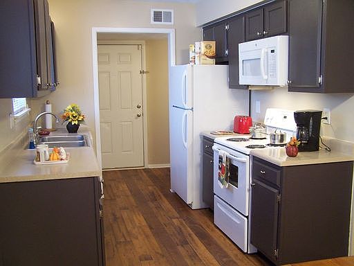 2nd image of 3640 Bold Bidder Dr APT 29