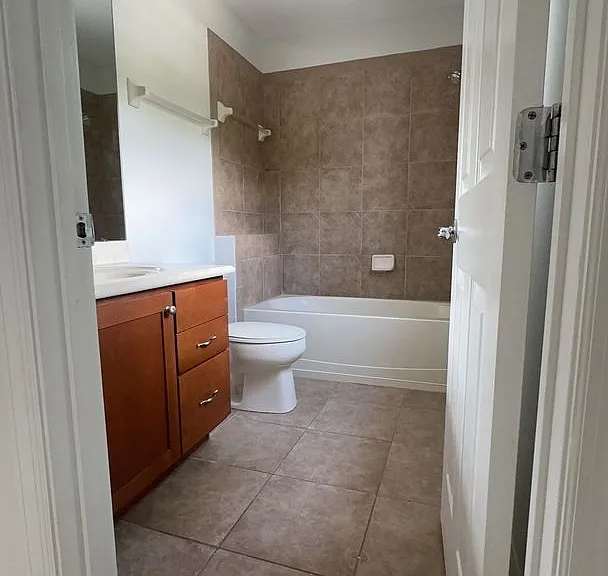 9607 Fenrose Ter — Photo 28