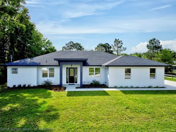 2011 W Falcon Rd, Avon Park, FL 33825