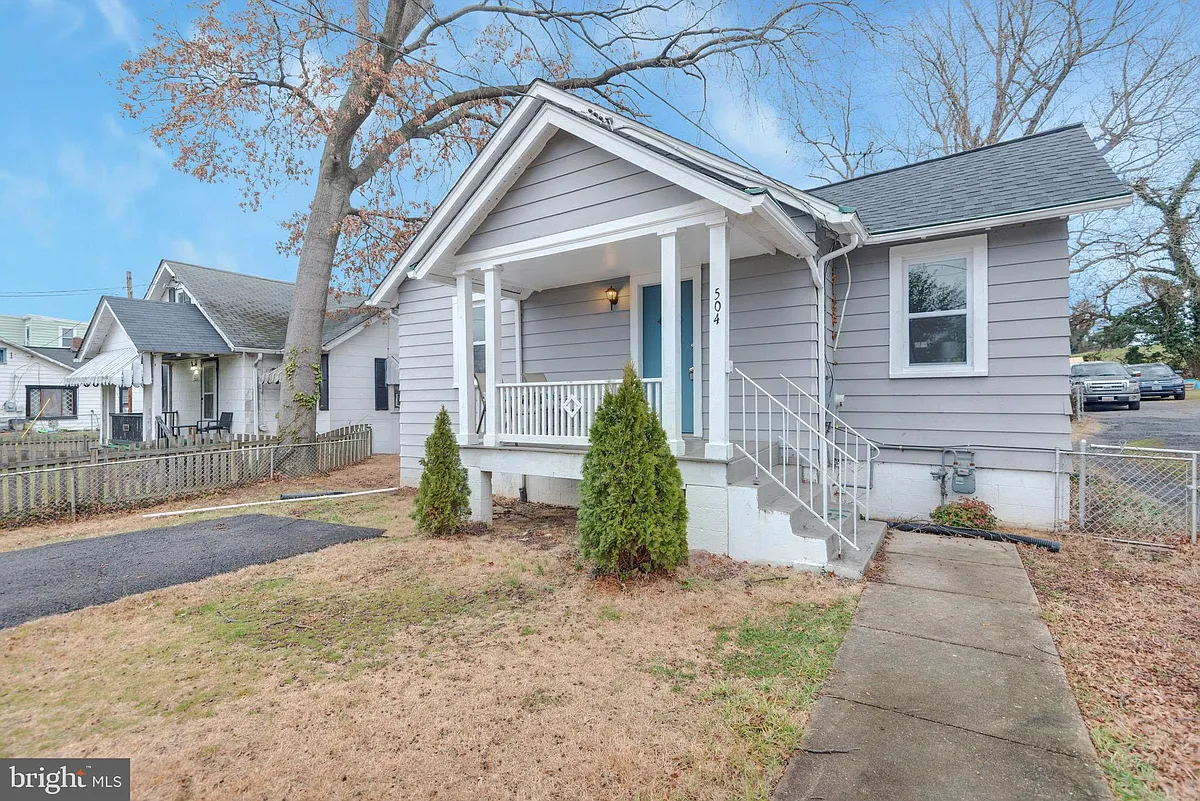 Building Photo - 504 Capitol Heights Blvd