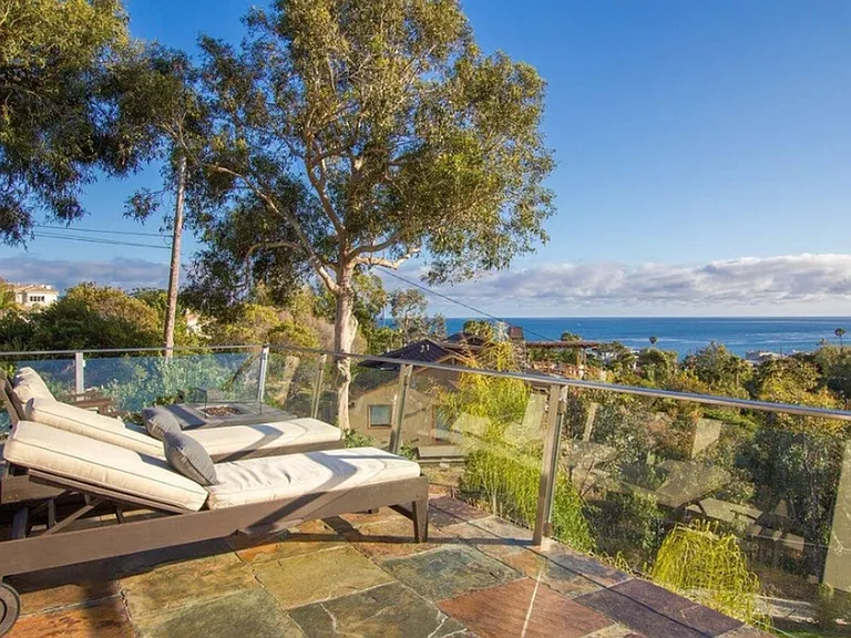 27091 Sea Vista Dr — Photo 1