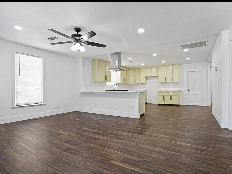 325 W Bush St #A — Photo 4