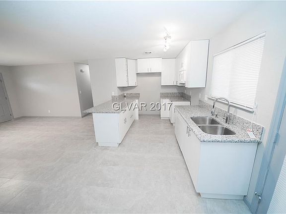 4th image of 4405 San Joaquin Ave