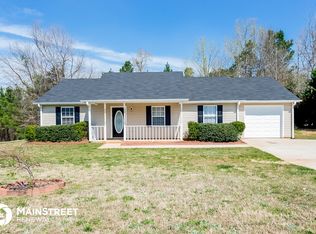 30 Hunters Ridge Dr, Covington, GA 30014