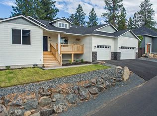 2929 NW Chardonnay Ln, Bend, OR 97703