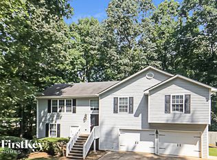 401 Bakers Bridge Cir, Douglasville, GA 30134