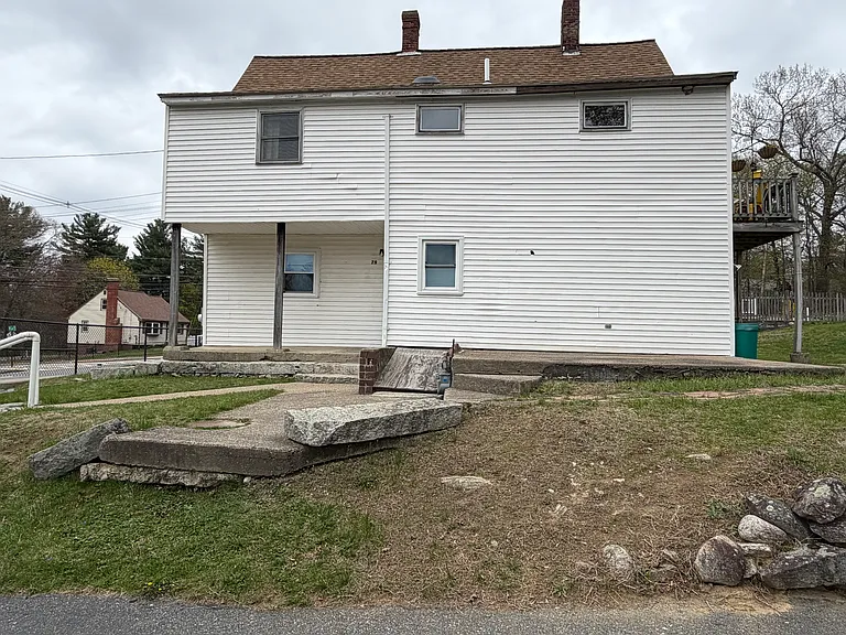 79 N Main St #A — Photo 15