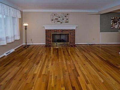 Living room - hardwood floors
