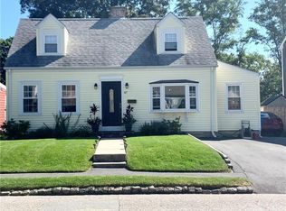 47 Nickerson St, Cranston, RI 02910