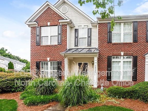 2nd image of 18040 Delmas Dr